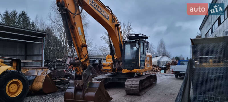 Гусеничный экскаватор JCB 220LC Xtra 2019 в Самборе