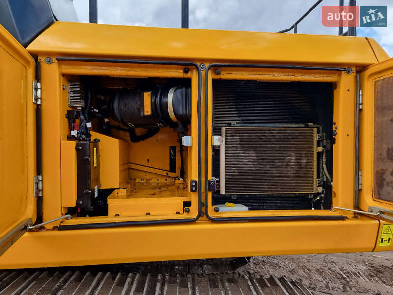 Гусеничний екскаватор JCB 220LC Xtra 2019 в Одесі