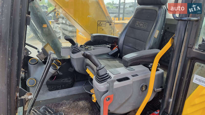 Гусеничный экскаватор JCB 220LC Xtra 2020 в Одессе