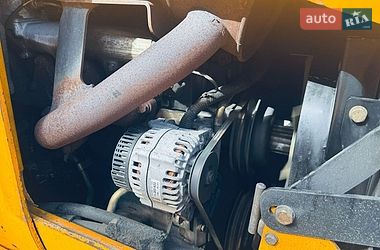 Экскаватор погрузчик JCB 2CX 2004 в Луцке