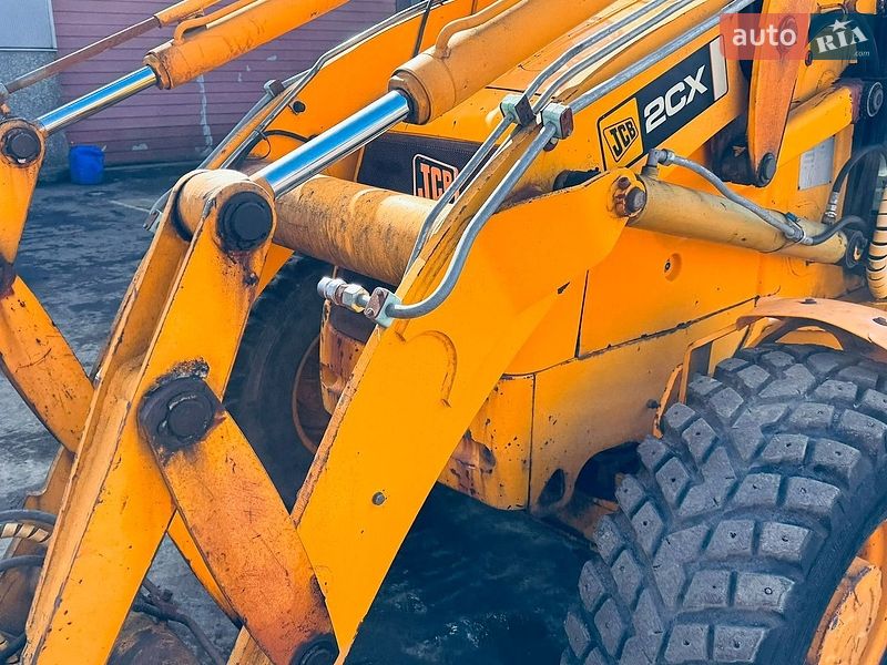 Экскаватор погрузчик JCB 2CX 2004 в Луцке