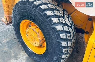 Экскаватор погрузчик JCB 2CX 2004 в Луцке
