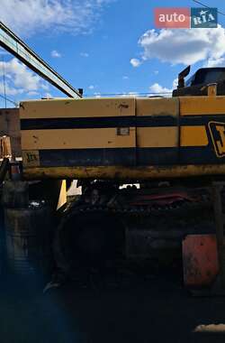 Екскаватор навантажувач JCB 330 1998 в 