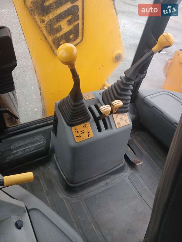 Экскаватор погрузчик JCB 3CX Sitemaster 1998 в Борисполе