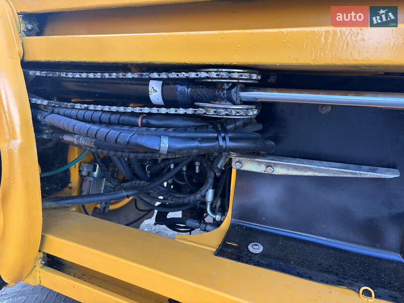 Экскаватор погрузчик JCB 3CX Super 2011 в Львове