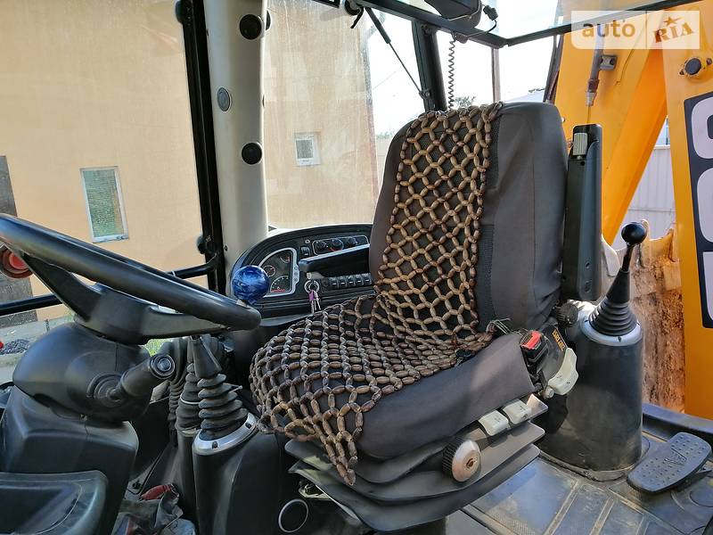 Экскаватор погрузчик JCB 3CX 2012 в Киеве