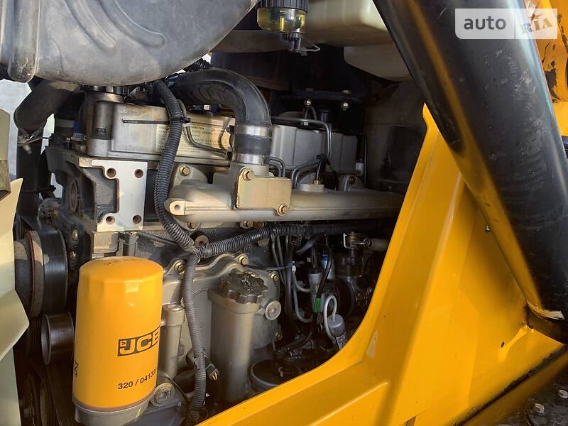 Экскаватор погрузчик JCB 3CX 2015 в Киеве