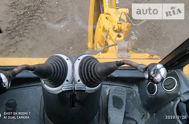 Экскаватор погрузчик JCB 3CX 2006 в Черновцах