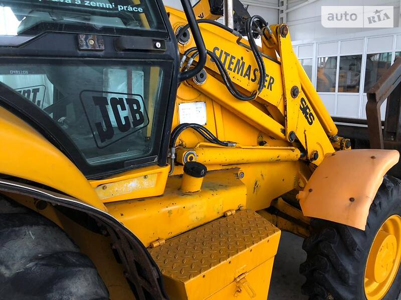 Екскаватор навантажувач JCB 3CX 2000 в Горохові