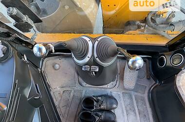 Экскаватор погрузчик JCB 3CX 2009 в 