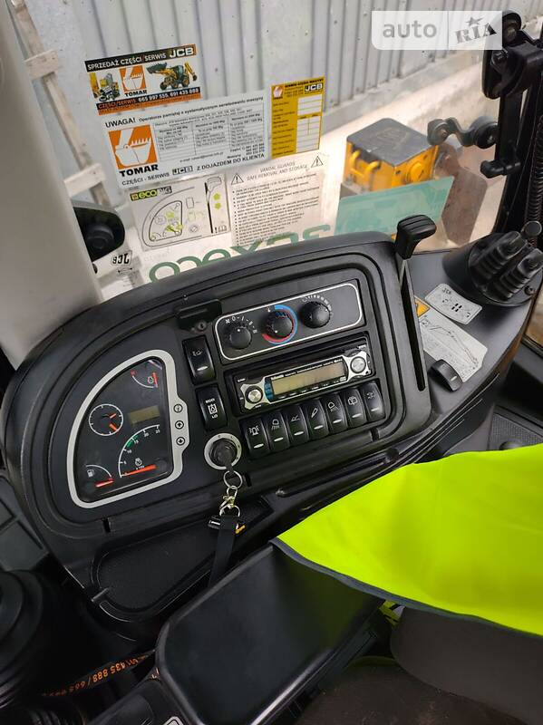 Экскаватор погрузчик JCB 3CX 2011 в Ровно фото 8 Экскаватор погрузчик JCB 3CX 2011 в Ровно