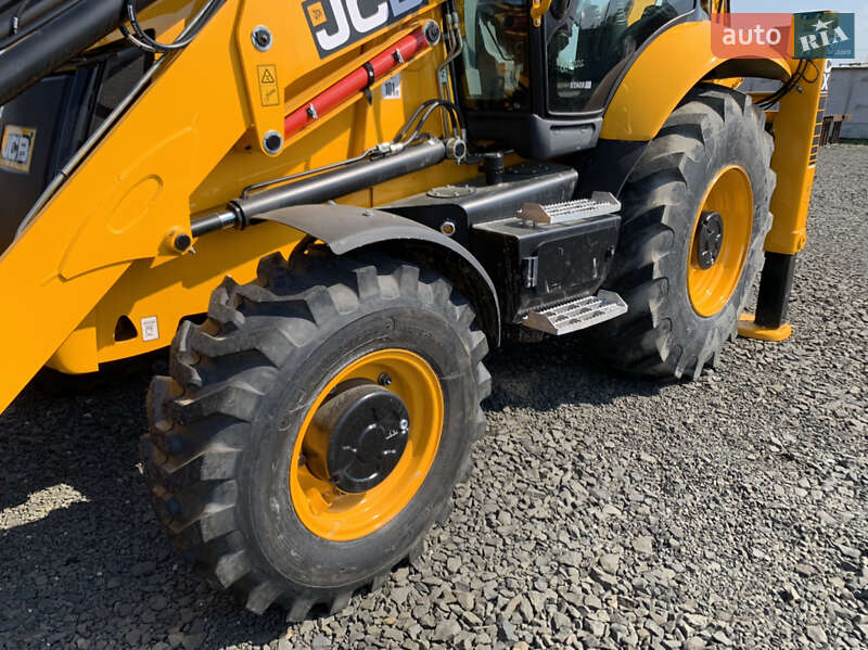 Екскаватор навантажувач JCB 3CX 2021 в Луцьку