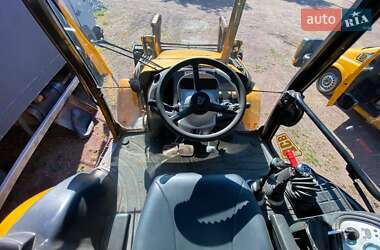 Экскаватор погрузчик JCB 3CX 2002 в 