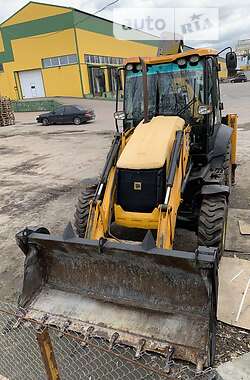 JCB 3CX 2016