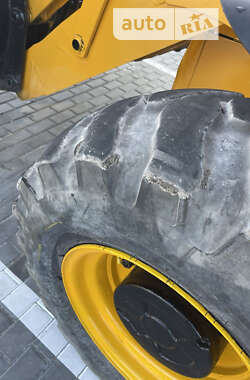 Екскаватор навантажувач JCB 3CX 2004 в 