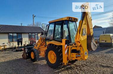 Экскаватор погрузчик JCB 3CX 2001 в Черновцах