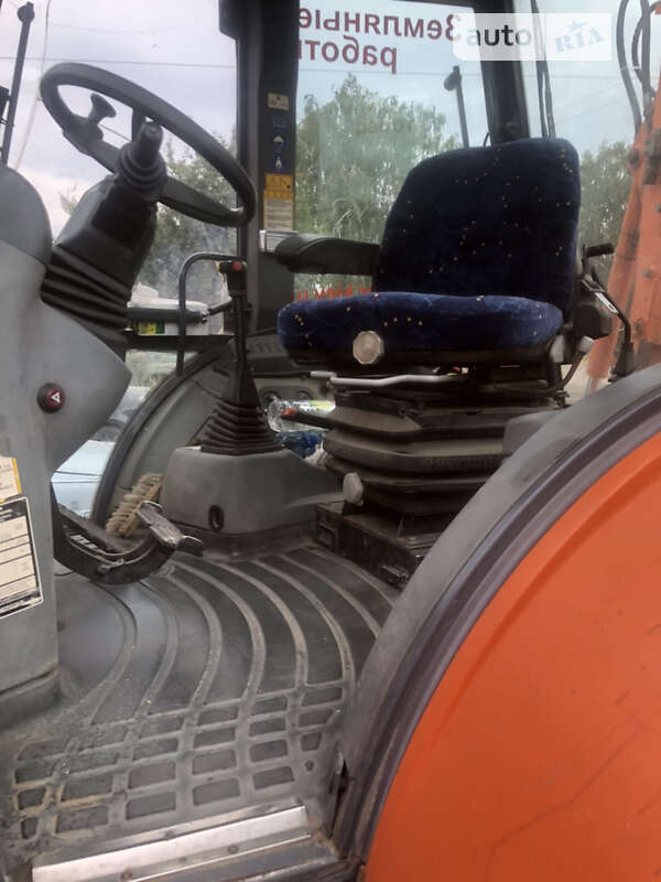 Екскаватор навантажувач JCB 3CX 2004 в Борисполі