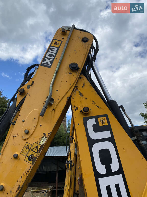 Екскаватор навантажувач JCB 3CX 2013 в Харкові