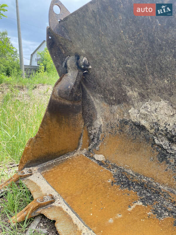 Экскаватор погрузчик JCB 3CX 2008 в Киеве