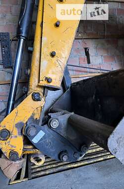 Экскаватор погрузчик JCB 3CX 2008 в 