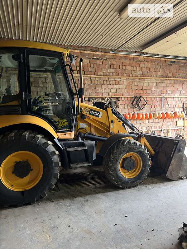 Экскаватор погрузчик JCB 3CX 2008 в Черновцах