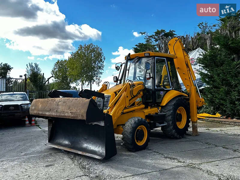 Экскаватор погрузчик JCB 3CX 2001 в Дубно