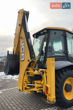 Екскаватор навантажувач JCB 3CX 2014 в 
