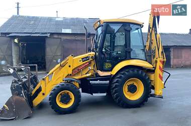 Екскаватор навантажувач JCB 3CX 2004 в 