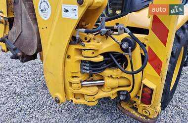 Екскаватор навантажувач JCB 3CX 2005 в 