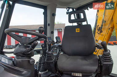 Экскаватор погрузчик JCB 3CX 2012 в 