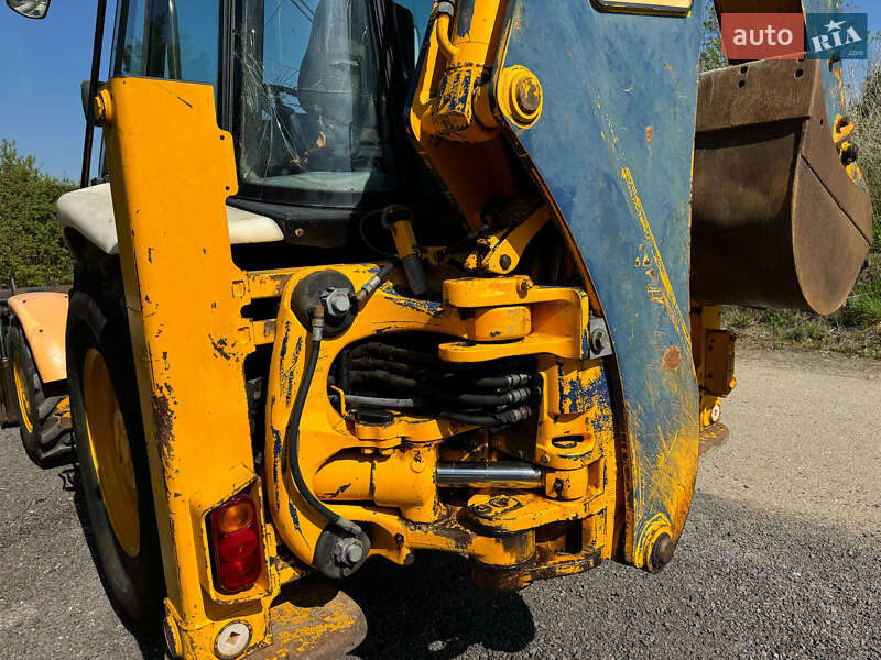 Екскаватор навантажувач JCB 3CX 2001 в Києві