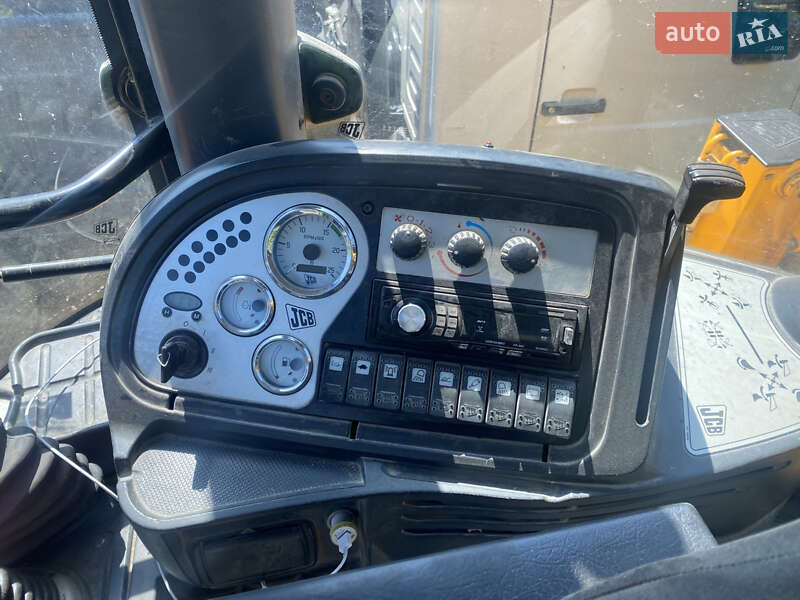 Екскаватор навантажувач JCB 3CX 2008 в Кам'янець-Подільському