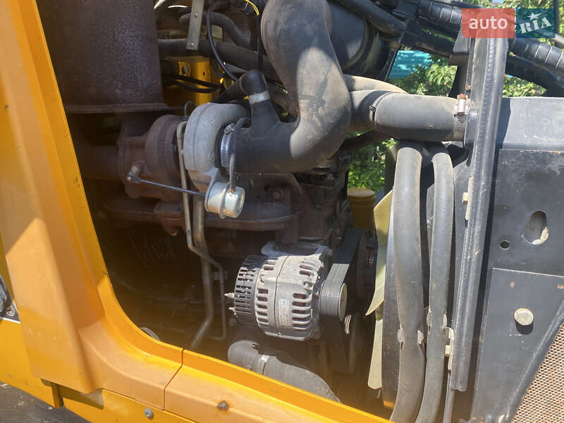 Екскаватор навантажувач JCB 3CX 2008 в Кам'янець-Подільському