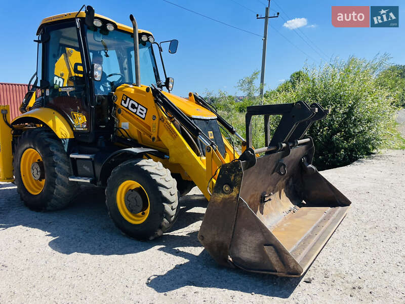 Экскаватор погрузчик JCB 3CX 2010 в Черновцах