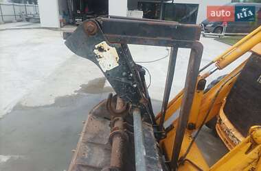 Екскаватор навантажувач JCB 3CX 2006 в 