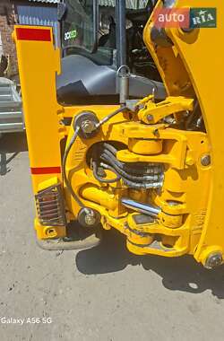 Екскаватор навантажувач JCB 3CX 2010 в 