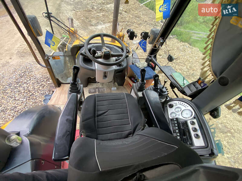 Екскаватор навантажувач JCB 3CX 2004 в Ворохті