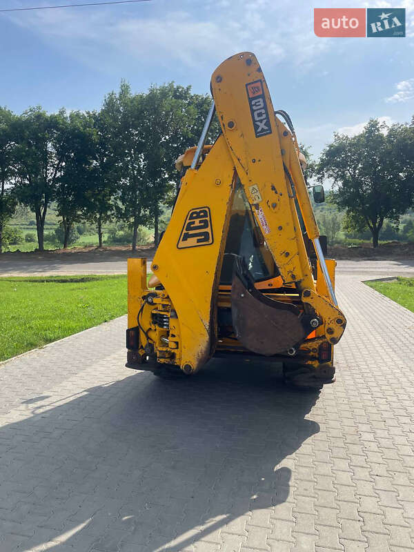 Экскаватор погрузчик JCB 3CX 2006 в Черновцах