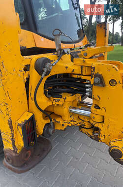 Экскаватор погрузчик JCB 3CX 2006 в 
