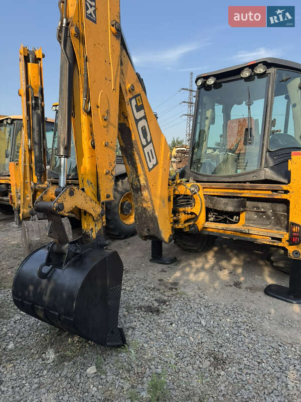Экскаватор погрузчик JCB 3CX 2011 в Кривом Роге