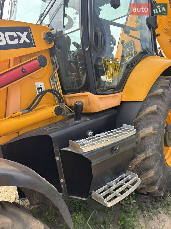 Экскаватор погрузчик JCB 3CX 2007 в Львове