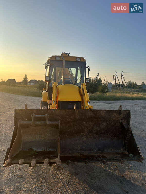 Екскаватор навантажувач JCB 3CX 2007 в Березному