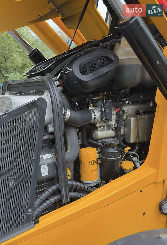 Экскаватор погрузчик JCB 3CX 2018 в Виноградове фото 29 Экскаватор погрузчик JCB 3CX 2018 в Виноградове