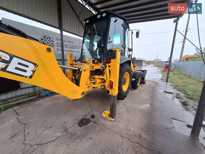 Екскаватор навантажувач JCB 3CX 2017 в Білій Церкві