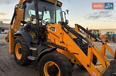 Экскаватор погрузчик JCB 3CX 2010 в 