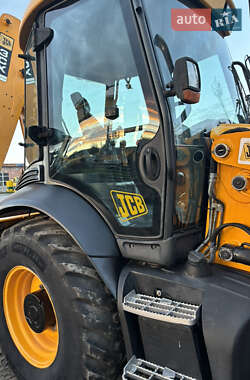 Экскаватор погрузчик JCB 3CX 2010 в 