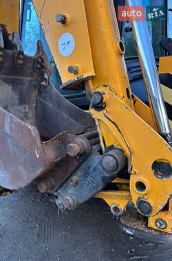 Экскаватор погрузчик JCB 3CX 2010 в 