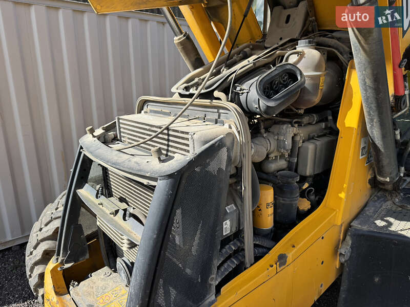 Екскаватор навантажувач JCB 3CX 2016 в Києві