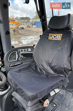 Экскаватор погрузчик JCB 3CX 2010 в 