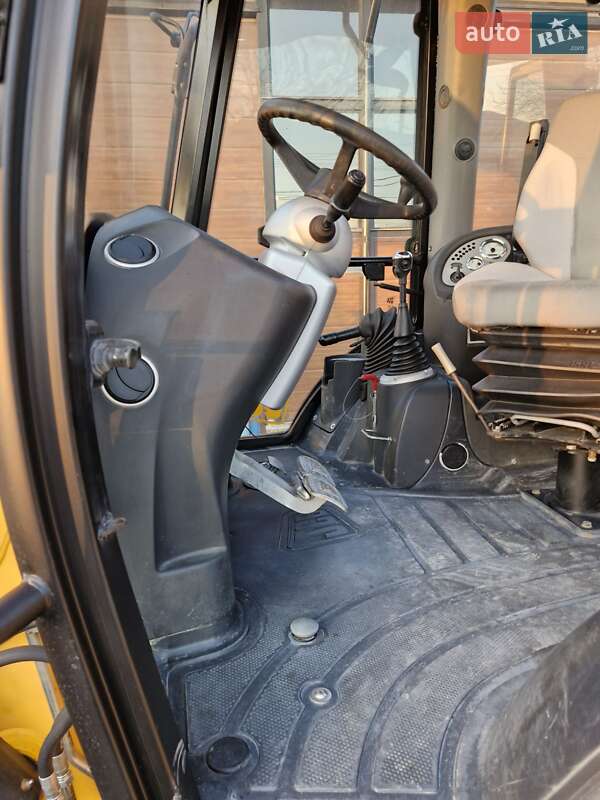 Экскаватор погрузчик JCB 3CX 2009 в Черновцах